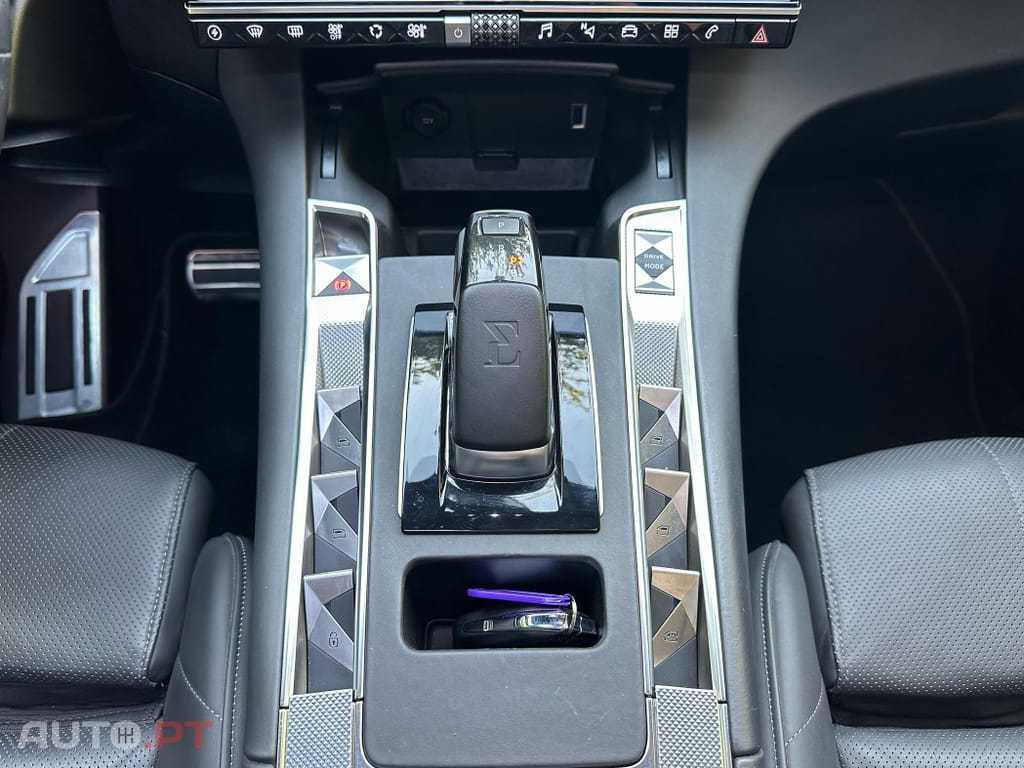 DS DS7 Crossback E-Tense Performance Line+ EAT8