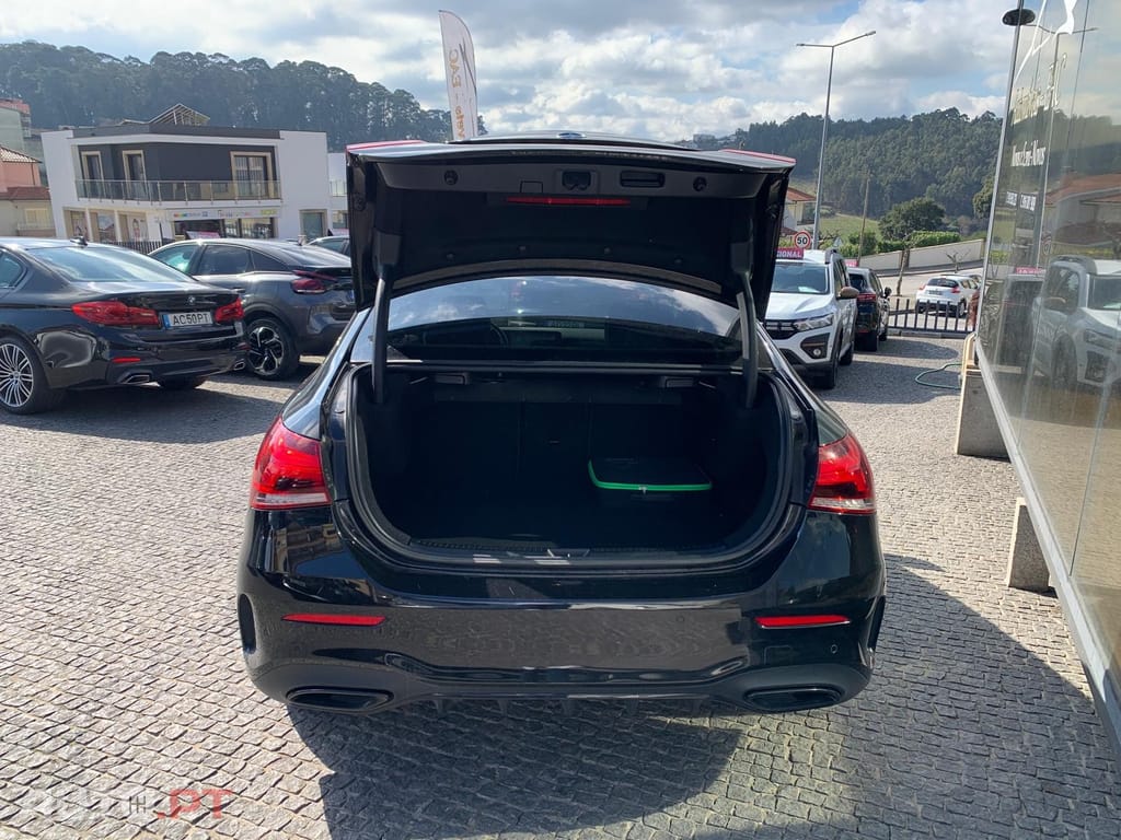 Mercedes-Benz A 250 e AMG Line