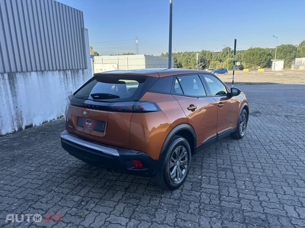 Peugeot 2008 1.2 PureTech Active Pack