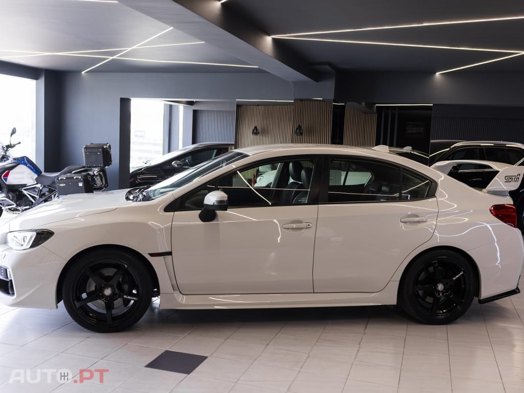 Subaru Impreza 2.5 WRX STi — fotografia 3