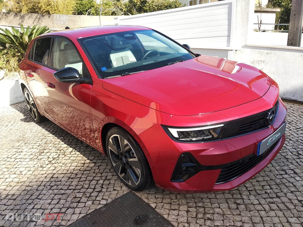 Opel Astra elétrico 54kwh