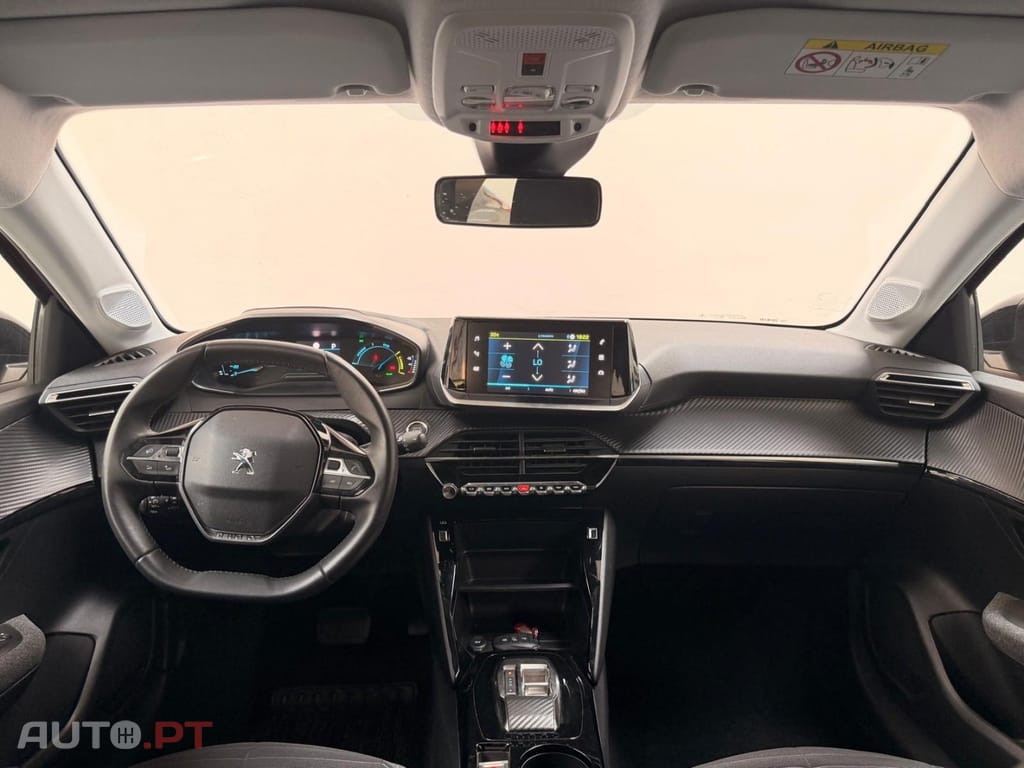 Peugeot E-208 50 kWh Style