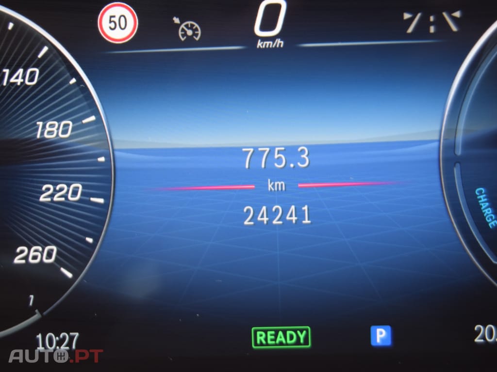 Mercedes-Benz A 250 e AMG Line