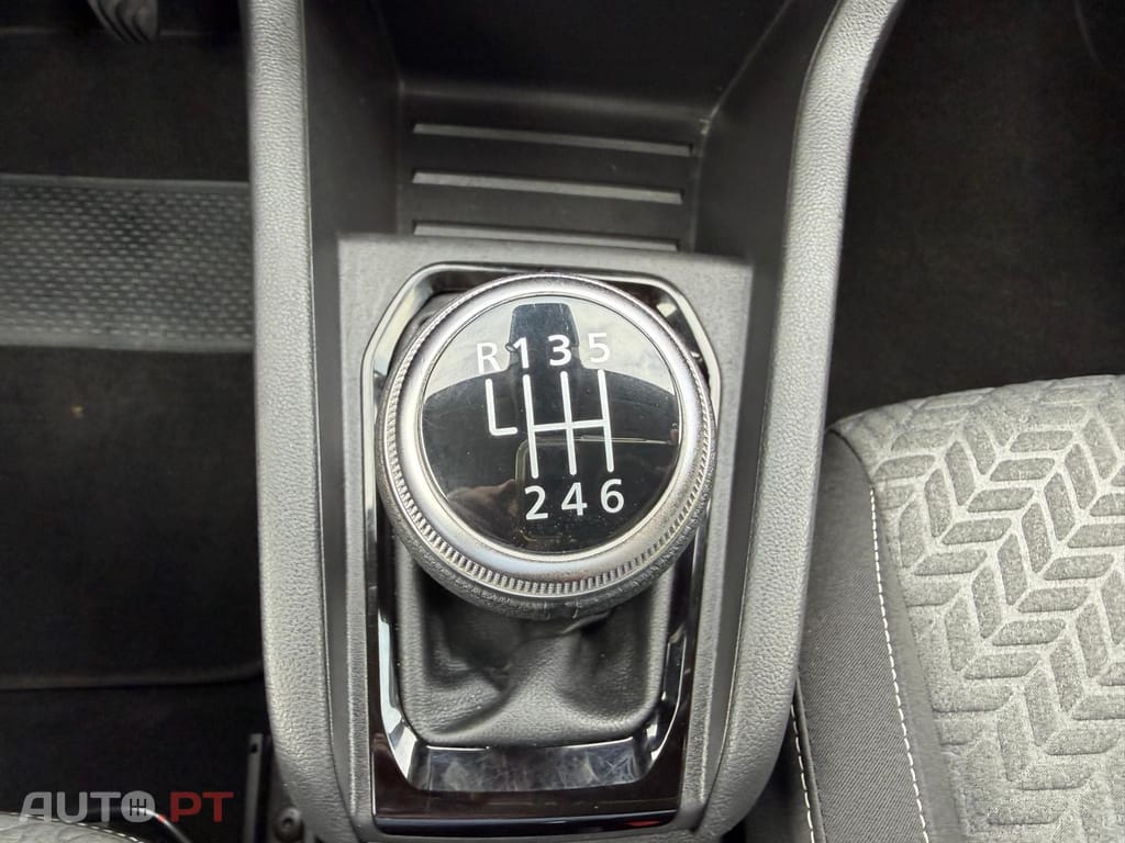 Renault Clio 1.0 TCe Intens Bi-Fuel