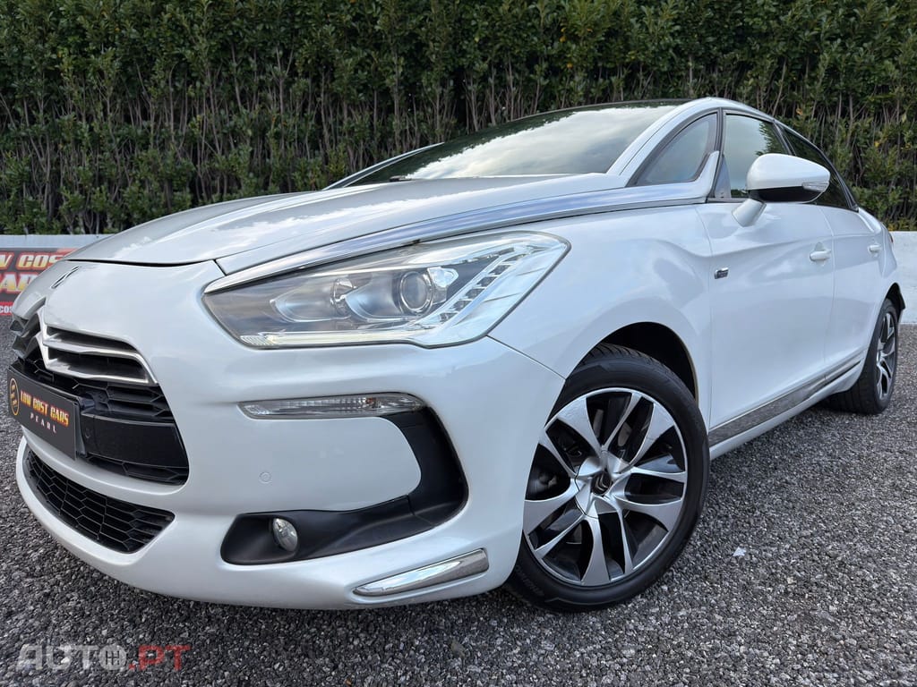 Citroen DS5 2.0 HDi Hybrid4 Sport Chic CMP6