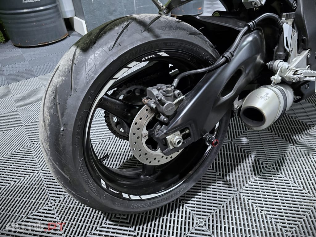 Honda CBR !000 RR Fireblade