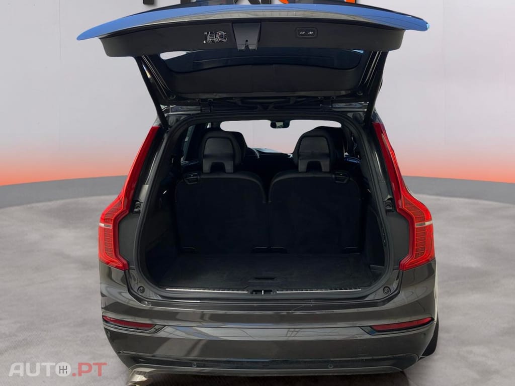 Volvo XC90 2.0 T8 PHEV Ultimate Dark AWD