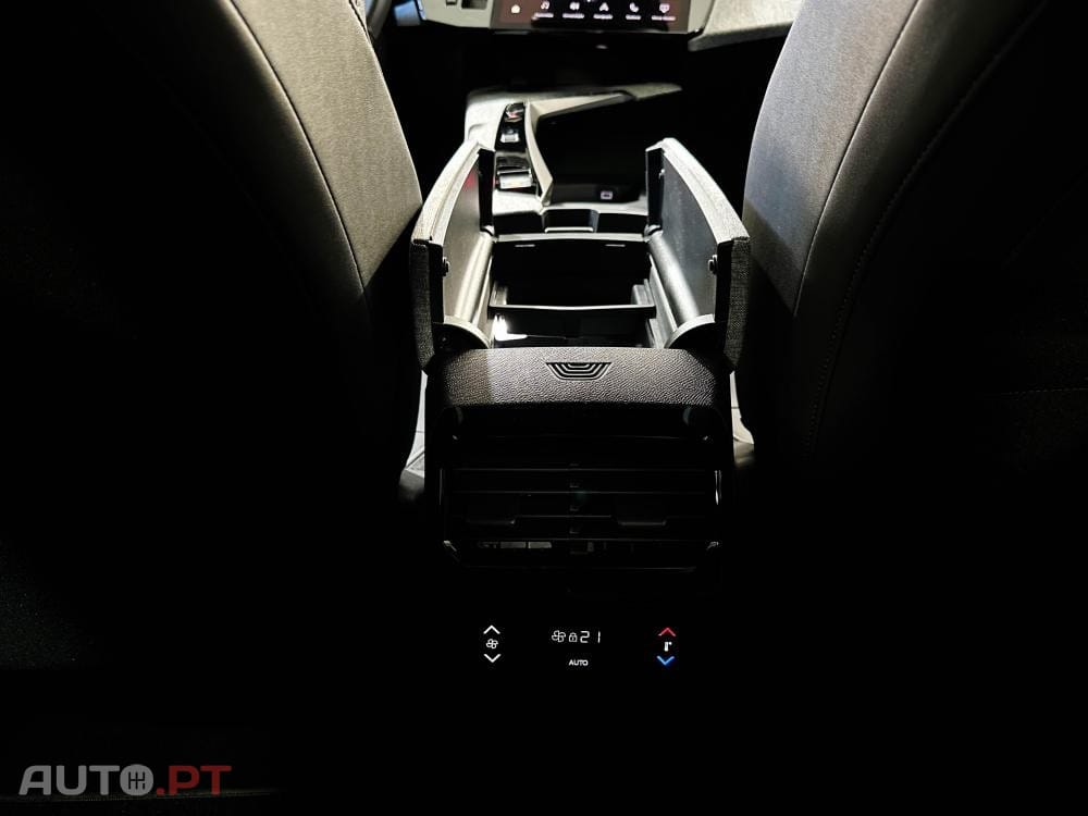 Peugeot 5008 1.2 Hybrid Allure Pack e-DCS6