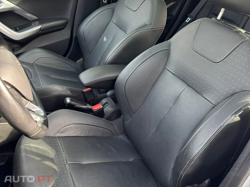 Peugeot 208 1.2 VTi Allure