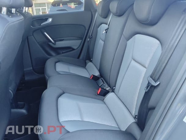 Audi A1 1.0 TFSI ultra — fotografia 11