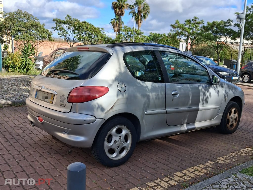 Peugeot 206 XT 1.1i Panorâmico