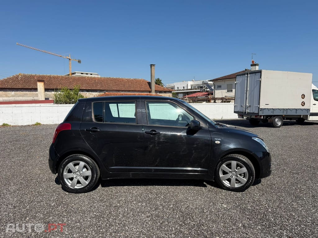 Suzuki Swift 1.3 DDiS GL
