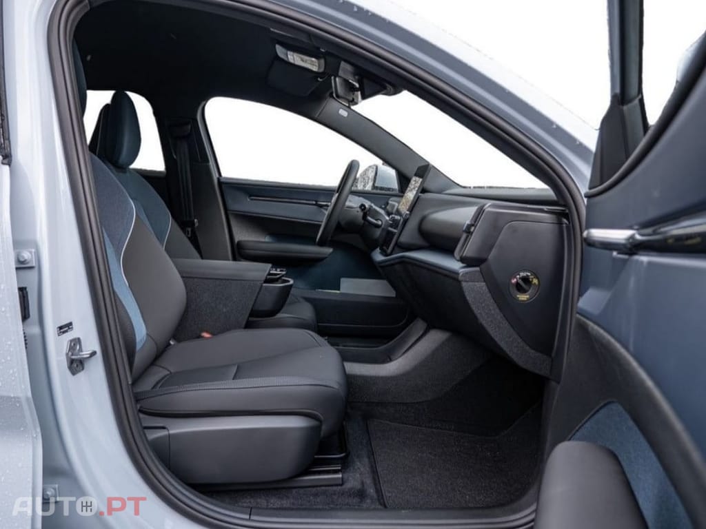 Volvo EX30 69 kWh Single Motor Extended Range Plus