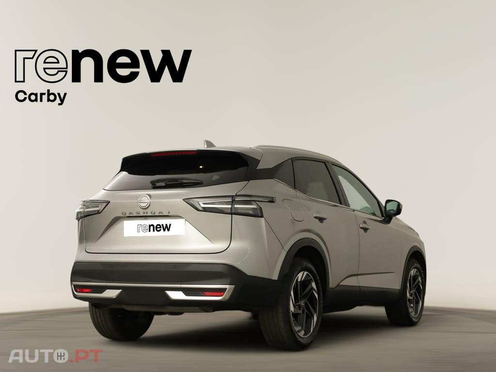 Nissan Qashqai Qashqai 1.3 DIG-T N-Connecta LED Xtronic
