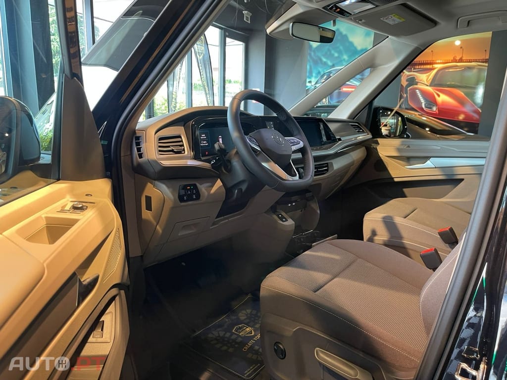 Volkswagen Multivan 2.0 TDI BM Longa Comfortline DSG