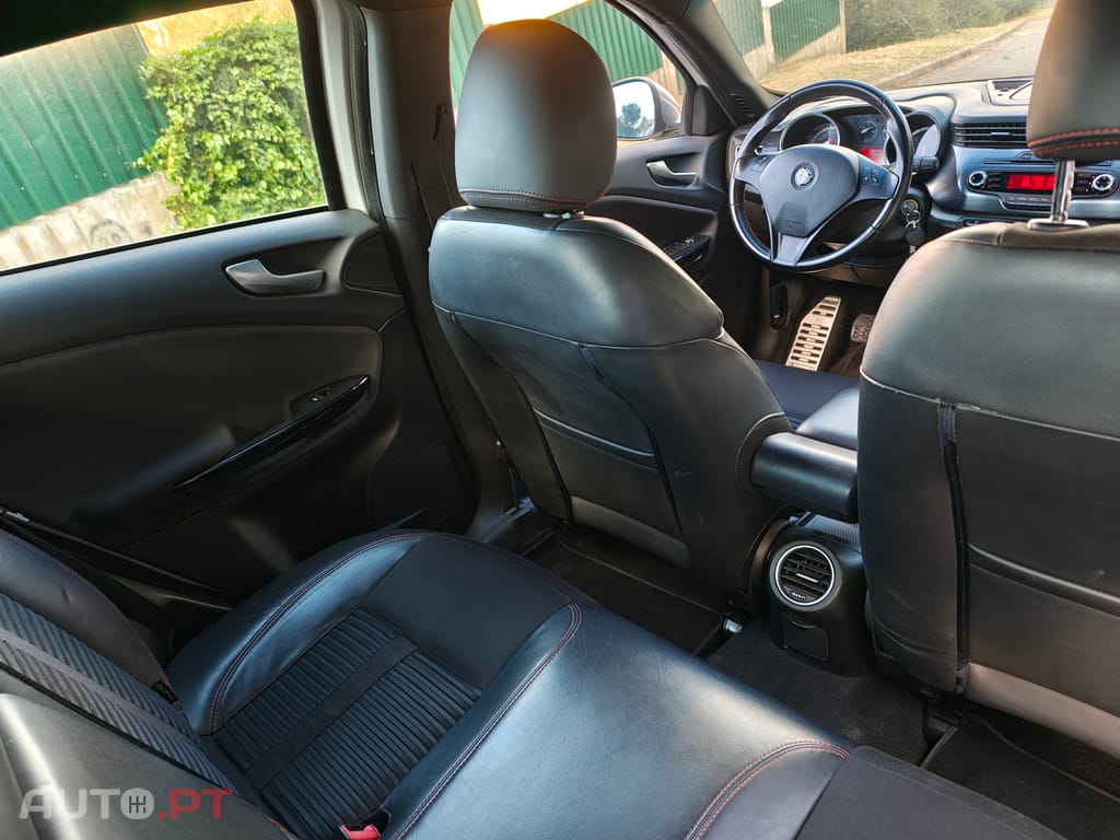 Alfa Romeo Giulietta 1.6 JTDM Distinctive