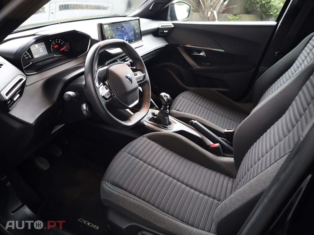 Peugeot 2008 1.2 PureTech Active