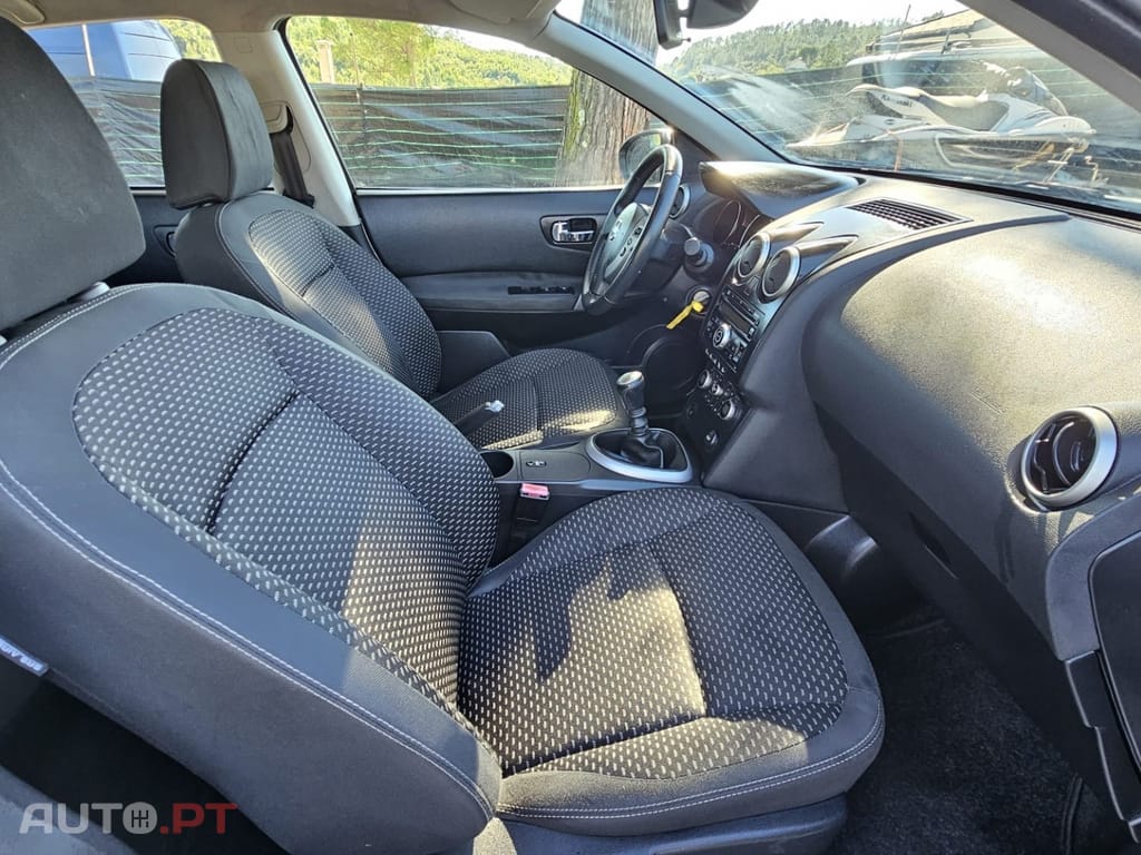 Nissan Qashqai 1.5 dCi Visia AC