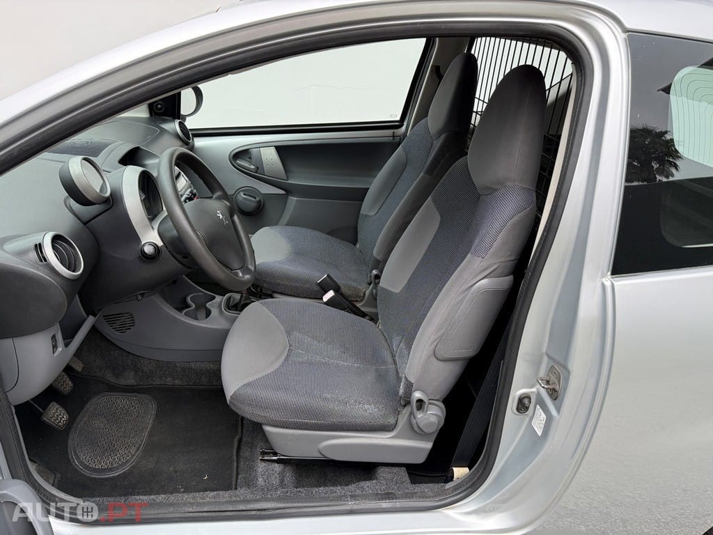 Peugeot 107 1.4 HDi XA