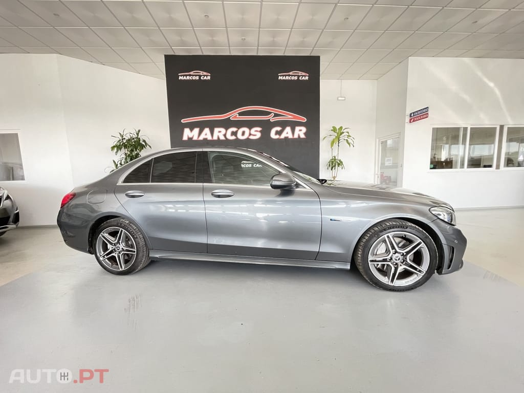 Mercedes-Benz C 300 de AMG Line