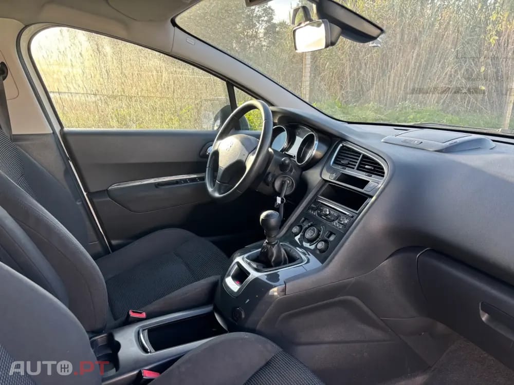 Peugeot 5008 1.6 HDi 7L Allure