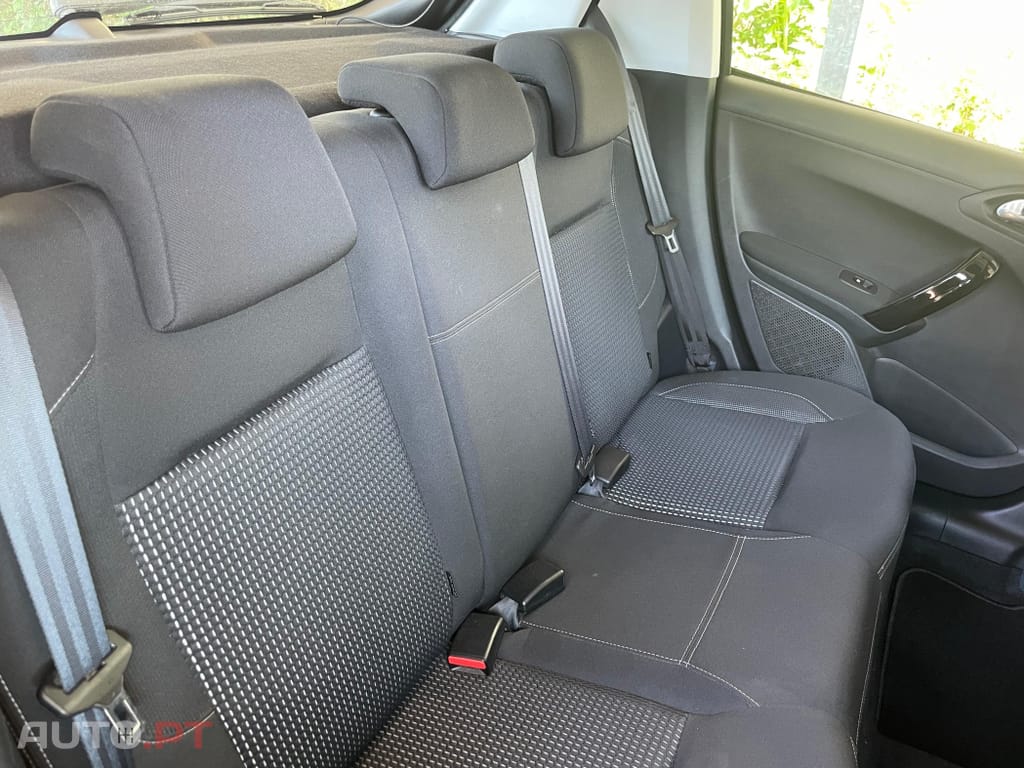 Peugeot 208 1.2 PureTech Allure