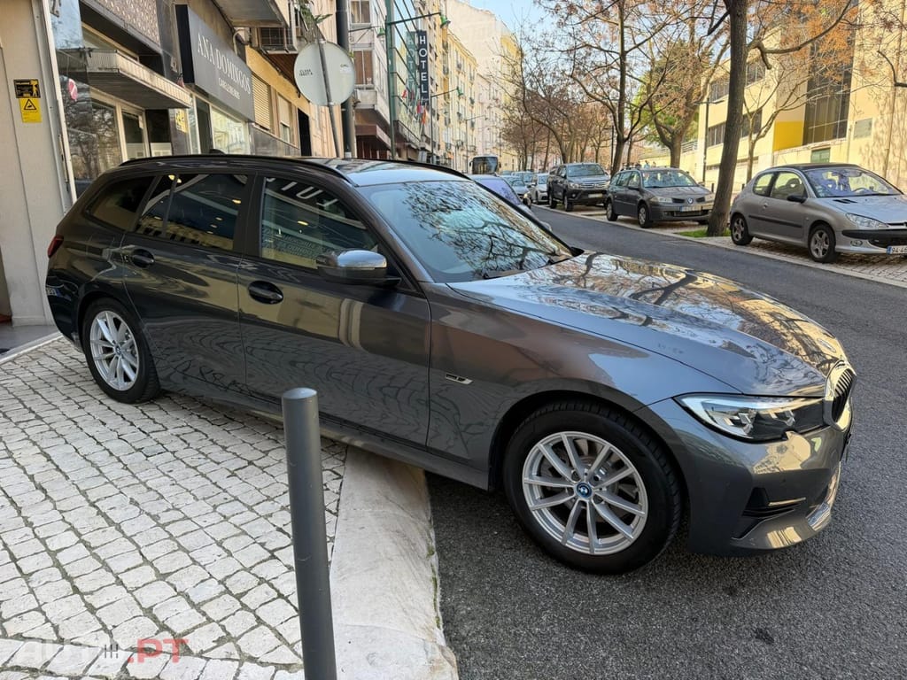 BMW 320 e Line Luxury Auto