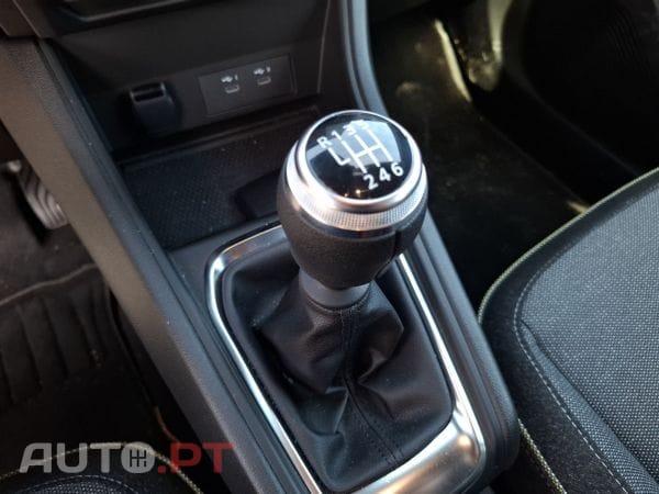 Renault Captur 1.0 TCe 100 Bi-Fuel techno