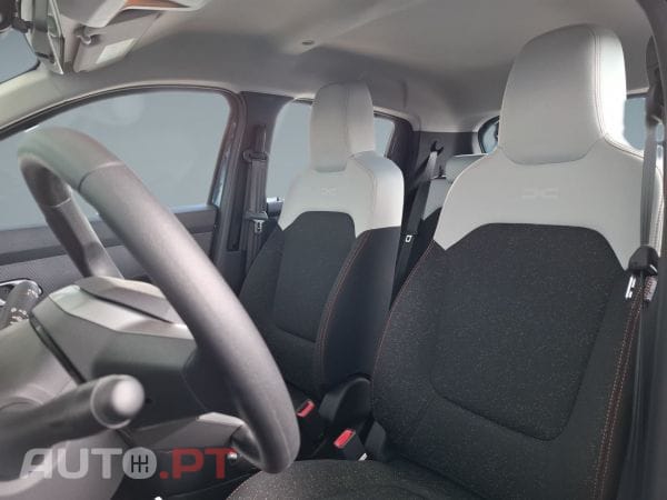 Dacia Spring Expression 48kW / 65 cv