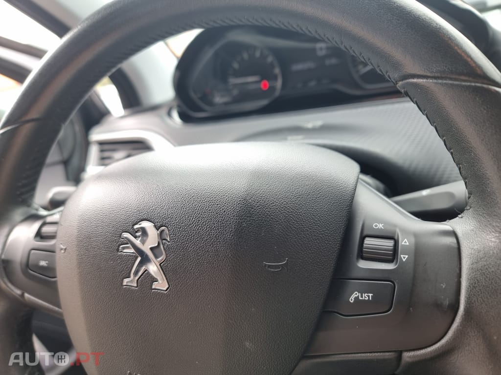 Peugeot 208 1.2 PureTech Style
