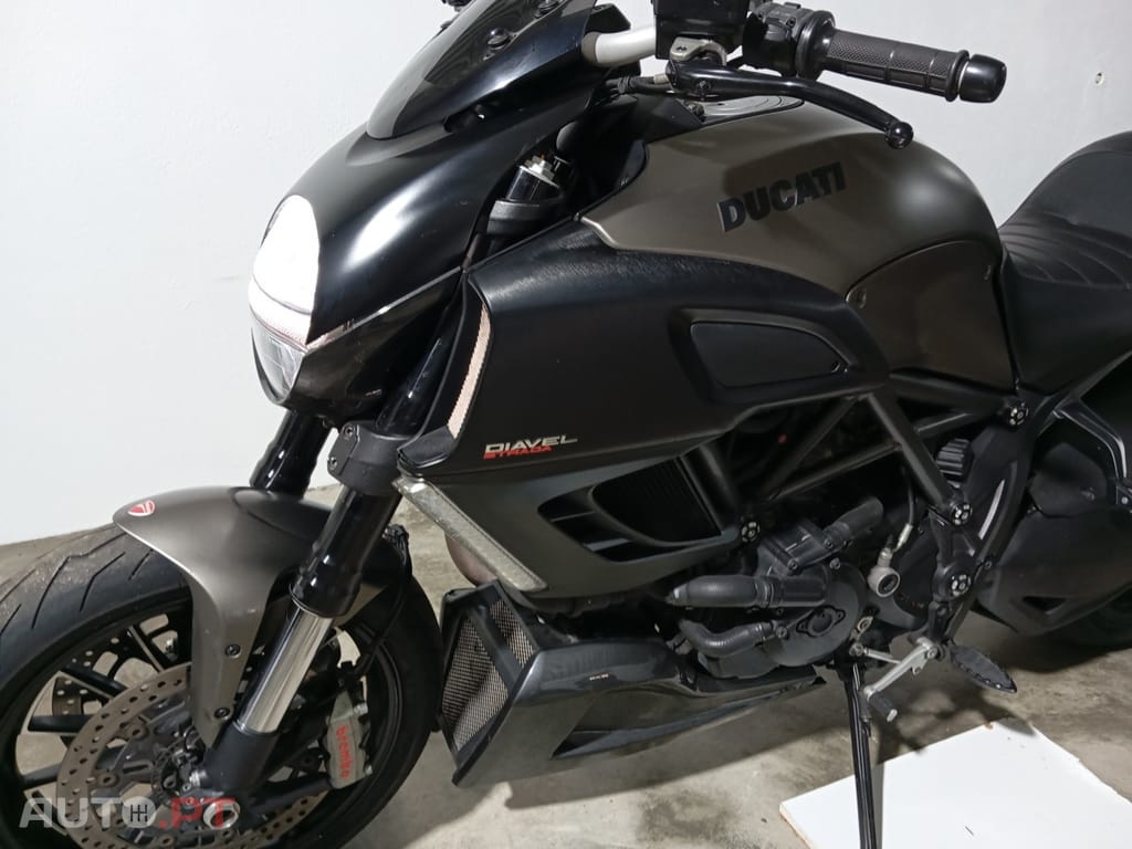 Ducati Diavel 1200 STRADA ABS