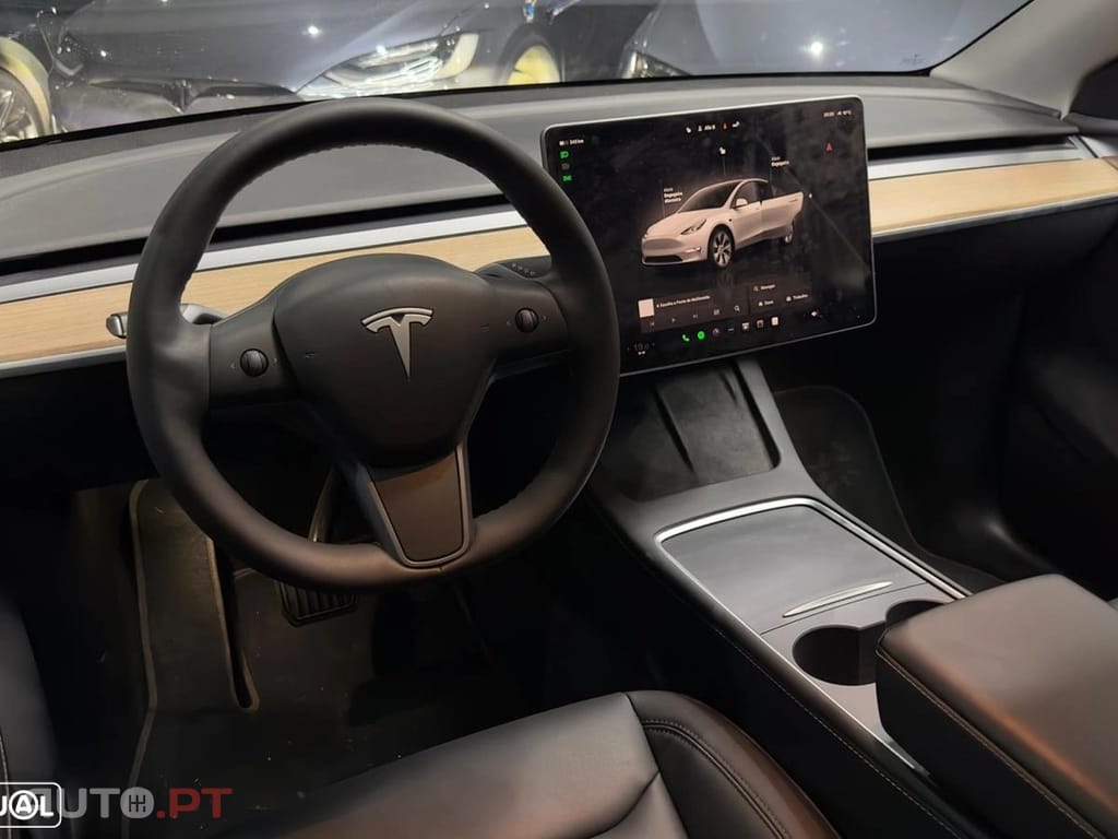 Tesla Model Y Performance Tração Integral