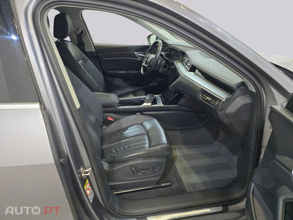 Audi E-Tron 55 Quattro Advanced