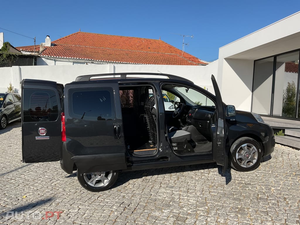 Fiat Fiorino 1.3 M-jet Adventure com 1GD