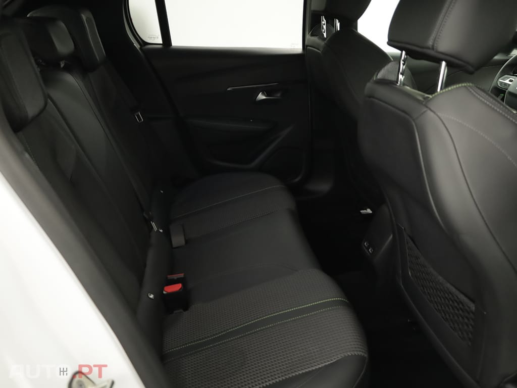 Peugeot 208 208 1.2 PureTech GT EAT8