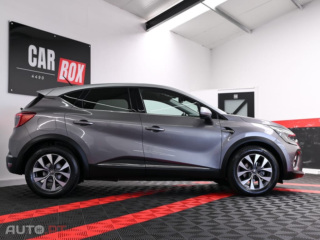 Renault Captur 1.5 dCi Exclusive XMOD — fotografia 3