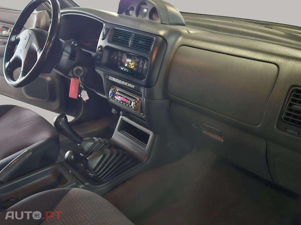 Mitsubishi L200 2.5 TD CD Strakar ABS+AC