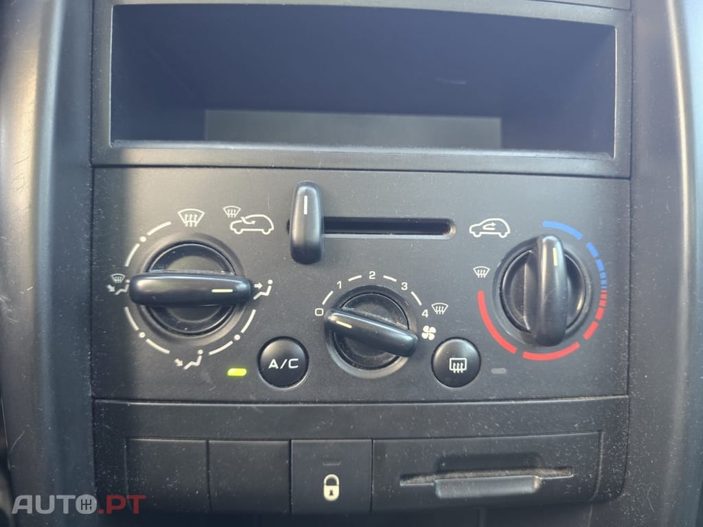 Peugeot 207 1.4 16V Trendy