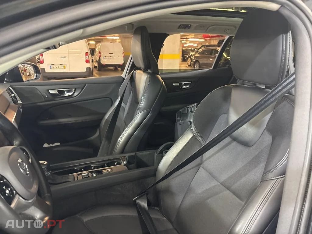 Volvo V60 Cross Country 2.0 D4 Geartronic
