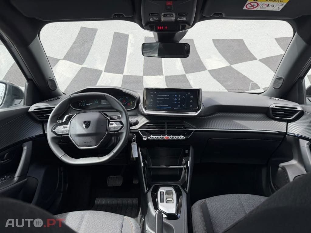 Peugeot 2008 1.2 Hybrid Style e-DCS6