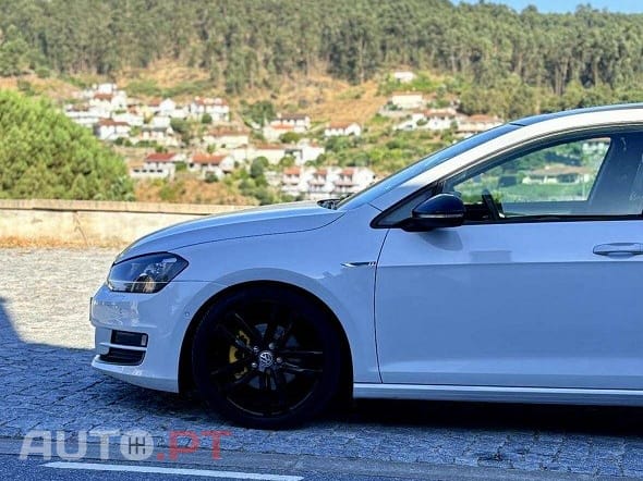 Volkswagen Golf 2.0 TDi Highline DSG