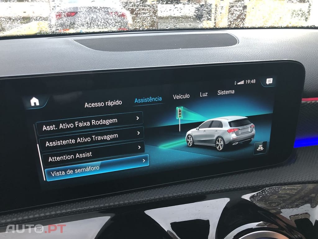 Mercedes-Benz A 250 e Progressive