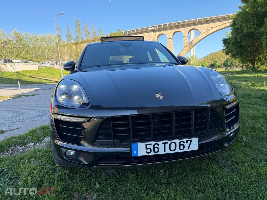 Porsche Macan S