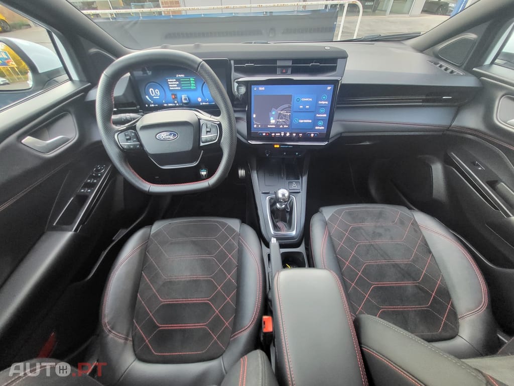 Ford Puma 1.0 EcoBoost mHEV ST-Line X