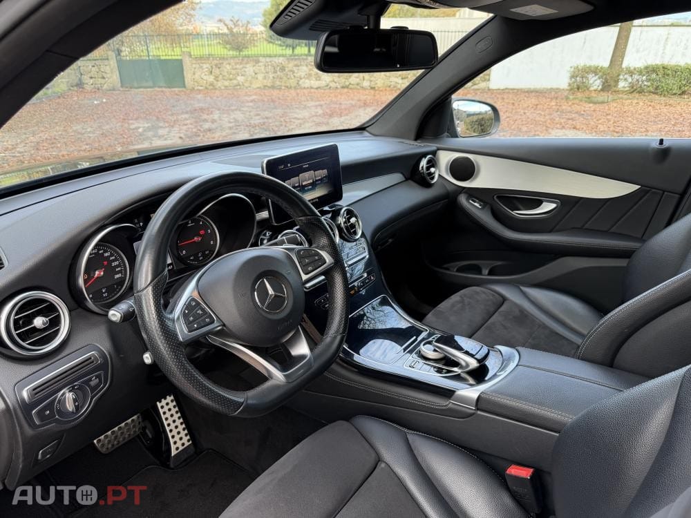 Mercedes-Benz GLC 220 d Coupe 4Matic 9G-TRONIC AMG Line
