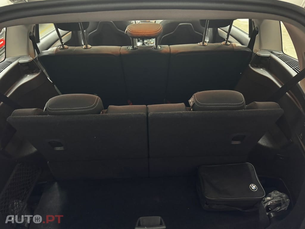 BMW 216 d 7L Advantage