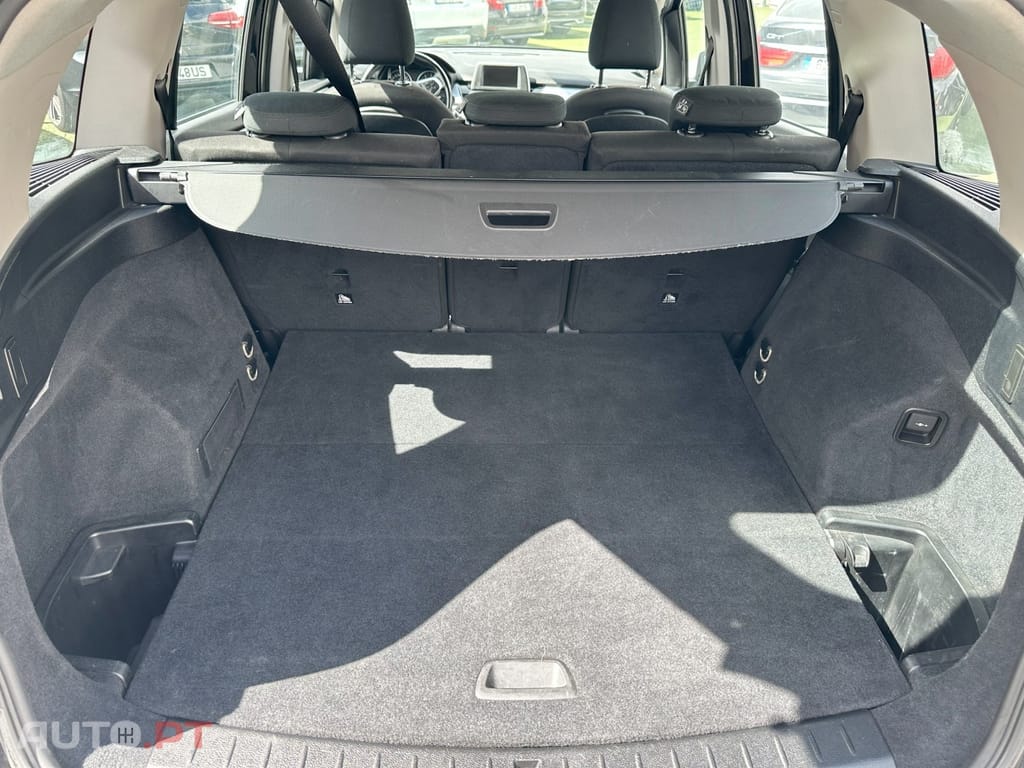 BMW 216 d Advantage