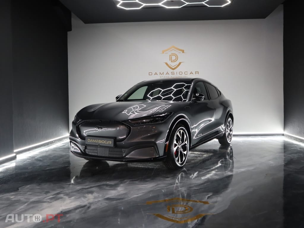 Ford Mustang Mach-E 87 kWh Premium AWD