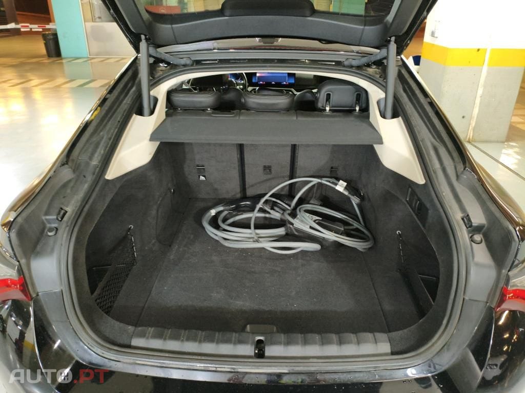 BMW i4 eDrive40