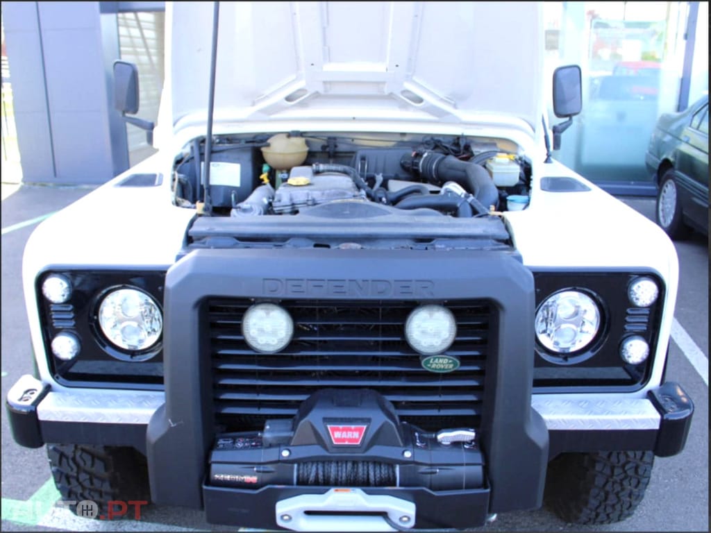 Land Rover Defender 110 2.5 Td5 122 cv 9 Lugares -Peça Rara